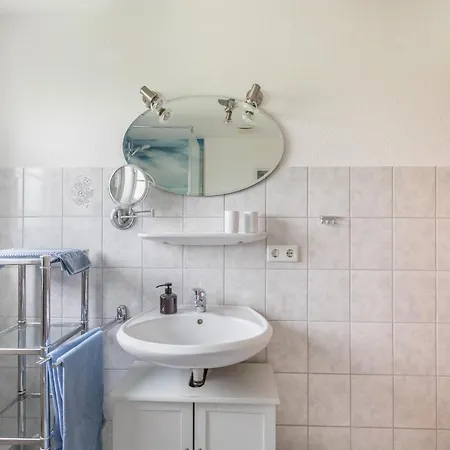 Schaeferhof Dircks 4 *